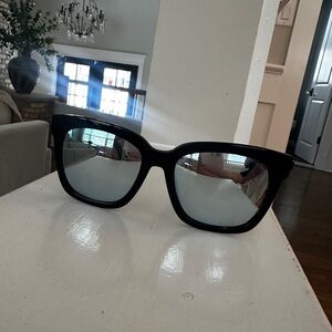 Diff Bella Light Blue Mirrored Sunglasses in Black